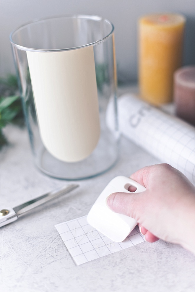 Using Cricut transfer tape on glass vases for wedding decor