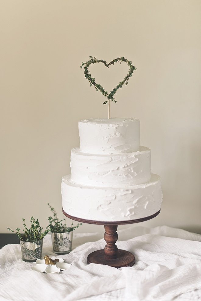 How to make an thyme herb cake topper