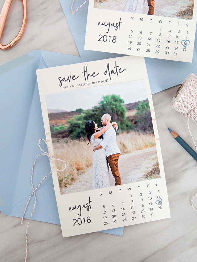 These DIY calendar style photo save the dates are SO cute!