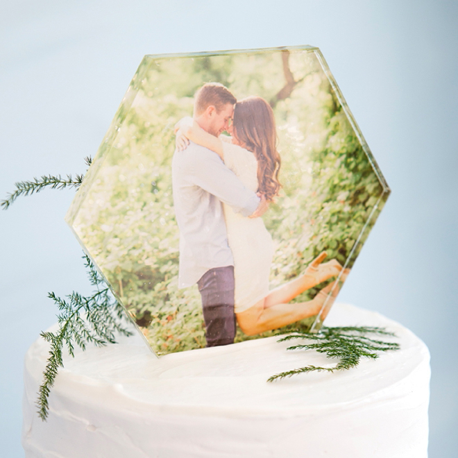 Learn how to make this stunning photo cake topper!