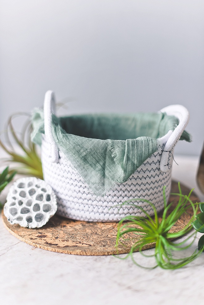 Cotton rope basket for wedding bathroom